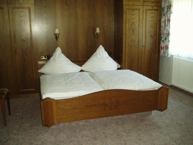 Schwarzwaldhotel / Wolfach Pokoj fotografie
